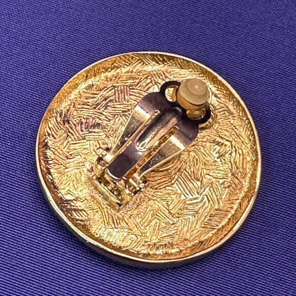 VTG Givenchy “Runway” Large Gold-Tone Concave Disc Clip Earrings - Picture 11 of 15